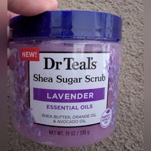 Dr Teal's Lavender Shea Sugar Scrub